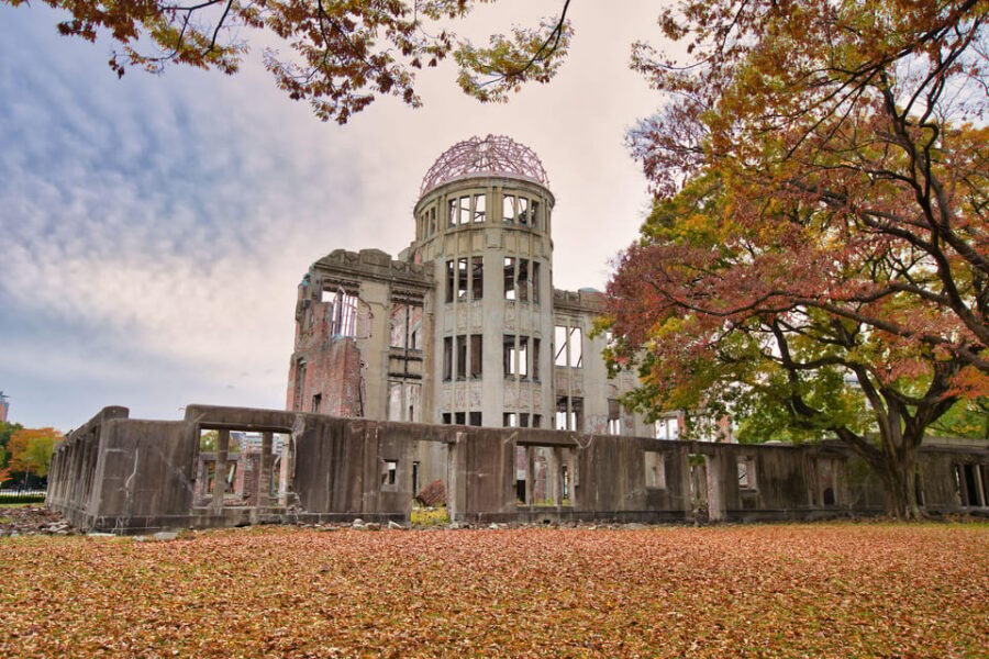 From Hiroshima: Hiroshima & Miyajima 1 Day Tour with Lunch - Meeting at Hiroshima Station: the day starts on schedule
