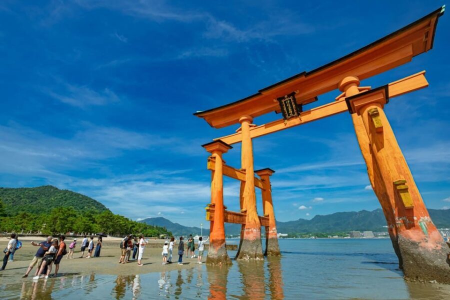From Hiroshima: Miyajima Island Day Trip with Ropeway Ride - A Day That Starts Under the Shinkansen Gates