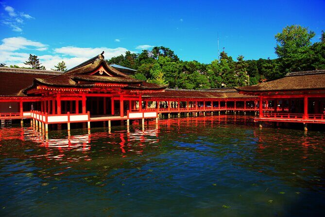 Hiroshima and Miyajima 1 Day Bus Tour - Meeting at Hiroshima Station and how the day moves