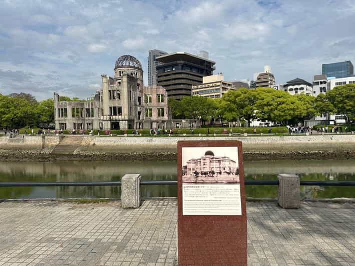 Hiroshima; Hiroshima Peace Memorial Museum and Castle Tour - Hiroshima Peace Memorial Museum: why the guide is worth it