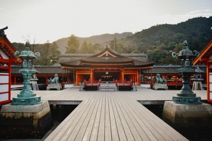 Hiroshima: Miyajima Peace Memorial Icons of Peace and Beauty - Where the day starts: walking into Hiroshima’s meaning fast