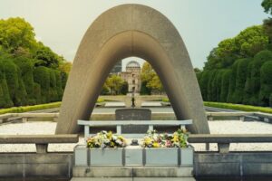 Hiroshima: Miyajima Peace Memorial Icons of Peace and Beauty - Hiroshima Peace Memorial Park and the Atomic Bomb Dome