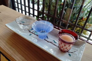 Hiroshima Saijo Sake Tasting Guided Tour - 7 Breweries in 2 Hours - Two hours, seven breweries: how the pacing really feels