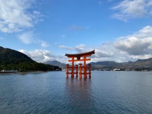 Private Hiroshima and Miyajima Tour with Licensed Guide - Price and Value: What $251 Gets You